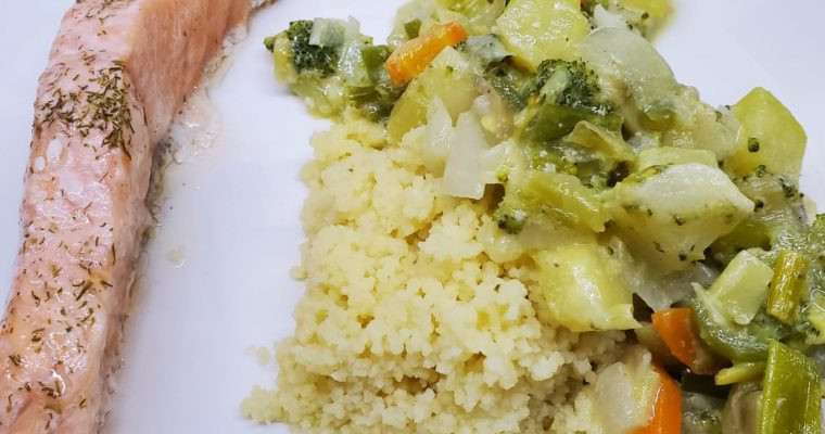 Salmón al Microondas con verduras y cous cous